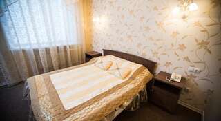 Гостиница Globus Тюмень Двухместный номер с 2 отдельными кроватями-2